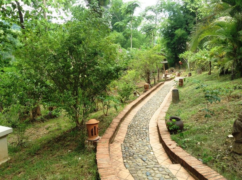 Lao Spirit Resort Ban Xianglôm Buitenkant foto